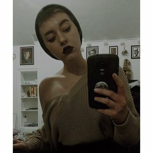 Meet your Posher, Madelyn